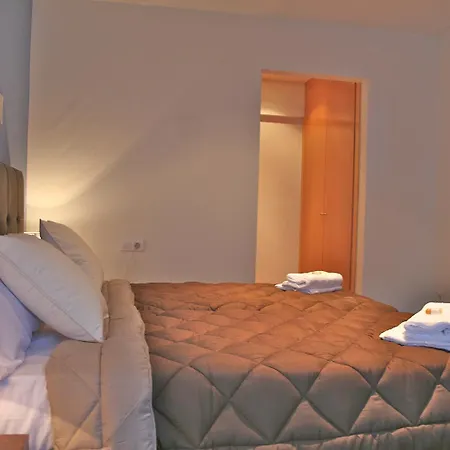 Alcam Hercules Apartment